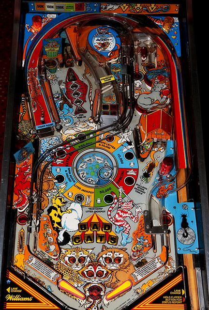 Bad Cats Pinball Machine