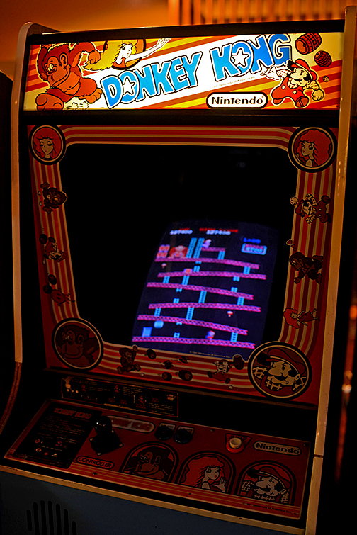 Donkey Kong Coin-Op Machine Image